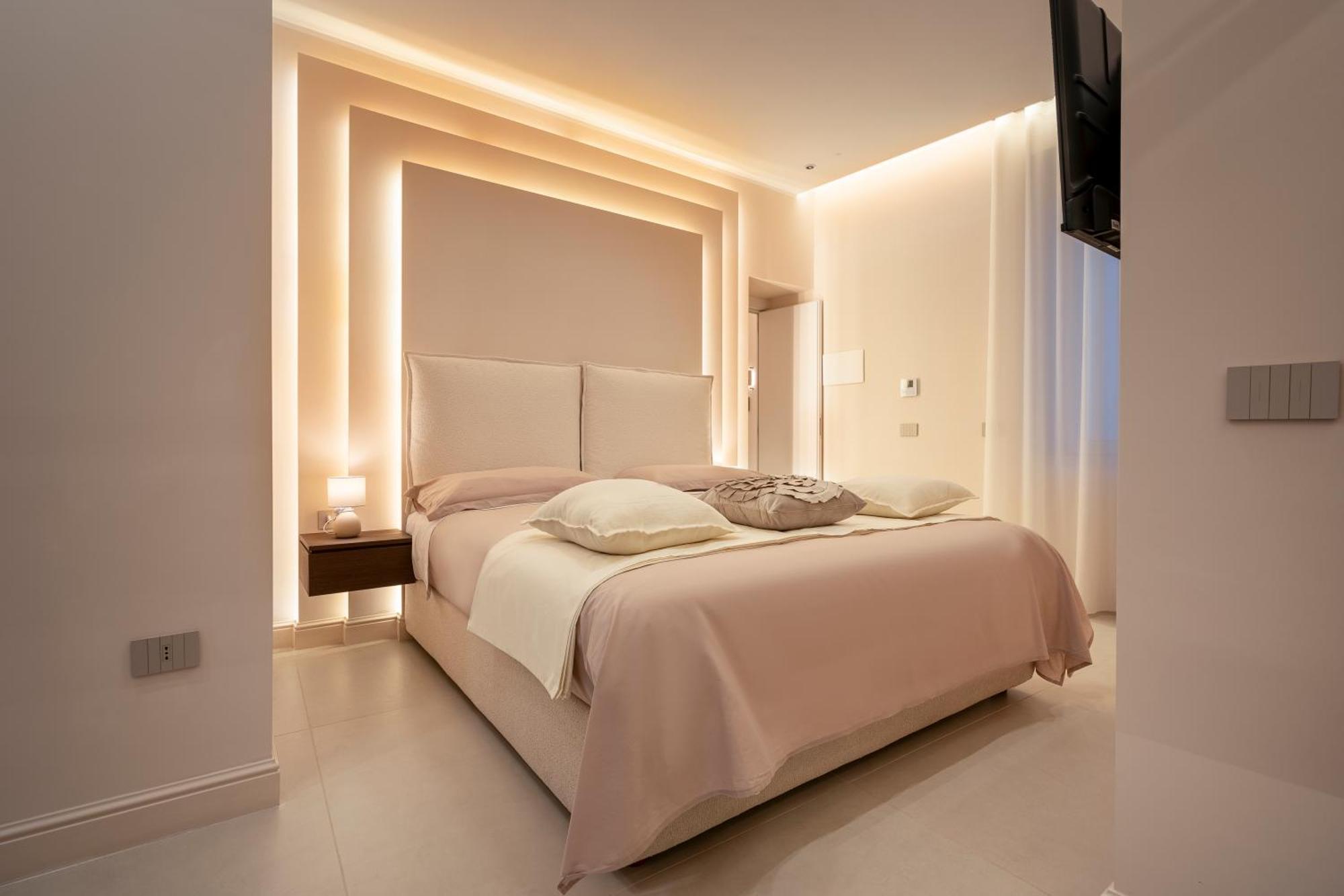 Halo Suite Napoli Eksteriør billede