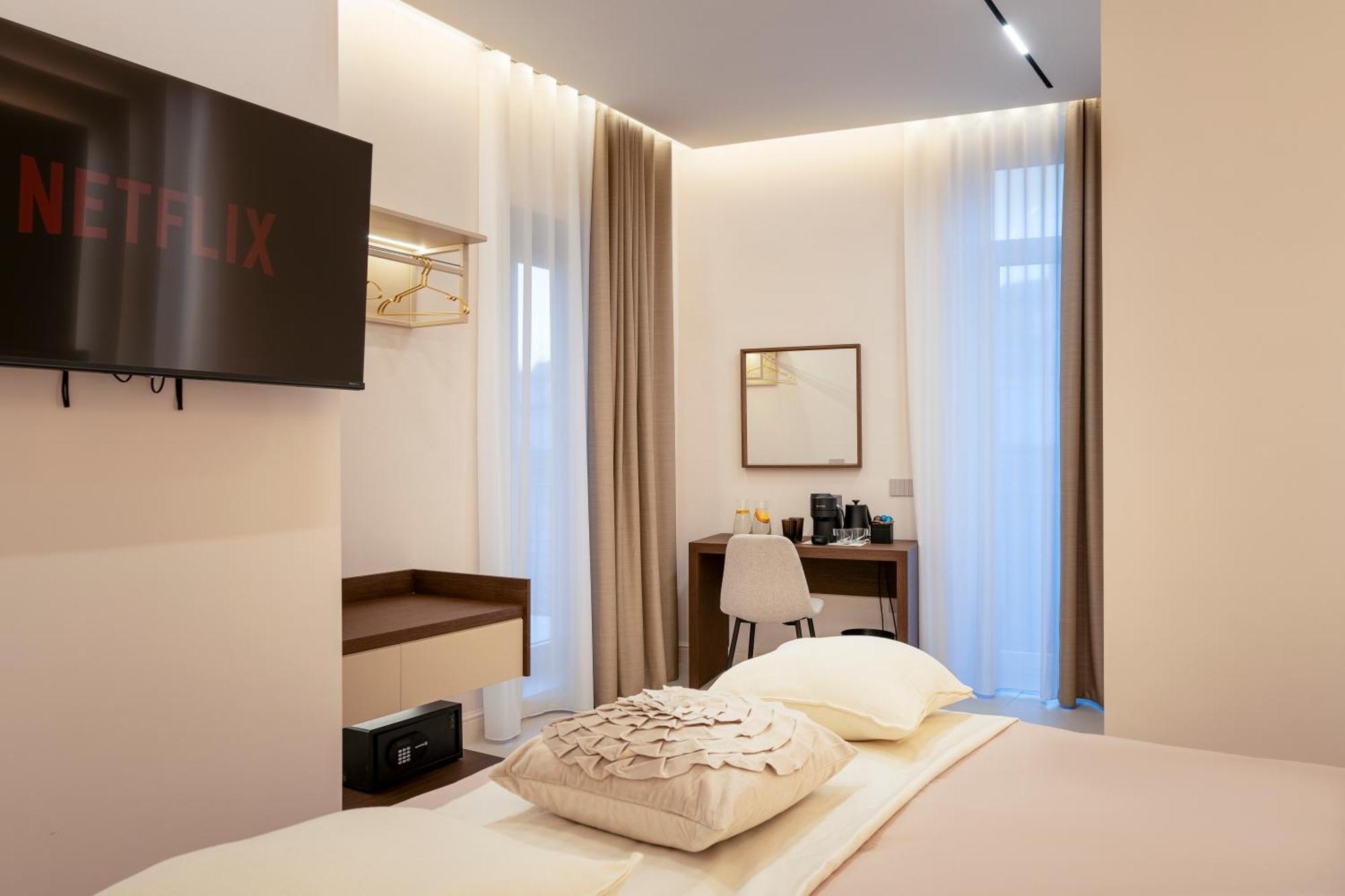 Halo Suite Napoli Eksteriør billede