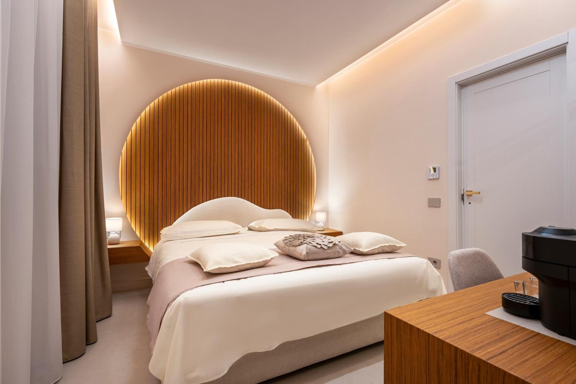 Halo Suite Napoli Eksteriør billede